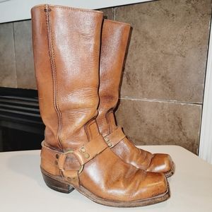 Vtg FRYE Tall Golden Brown Pull On Distressed Well Loved Harness Detail Boots 8